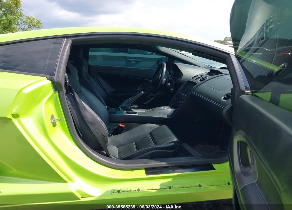 2005 LAMBORGHINI GALLARDO VIN: ZHWGU11SX5LA01939