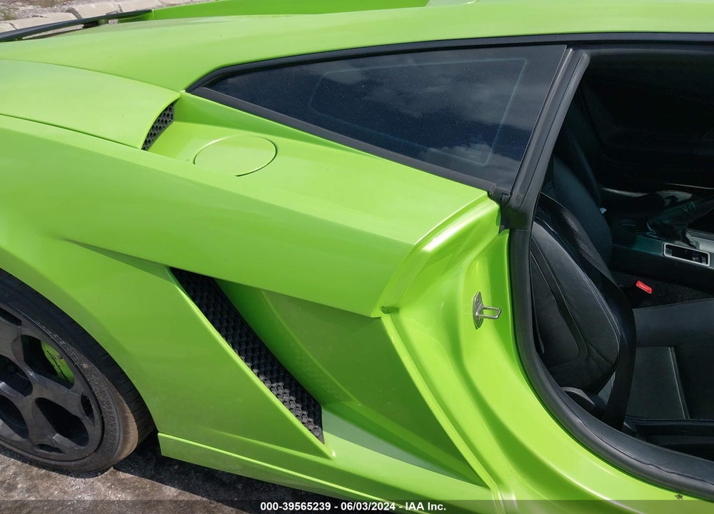 2005 LAMBORGHINI GALLARDO VIN: ZHWGU11SX5LA01939