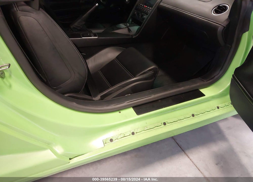 2005 LAMBORGHINI GALLARDO VIN: ZHWGU11SX5LA01939