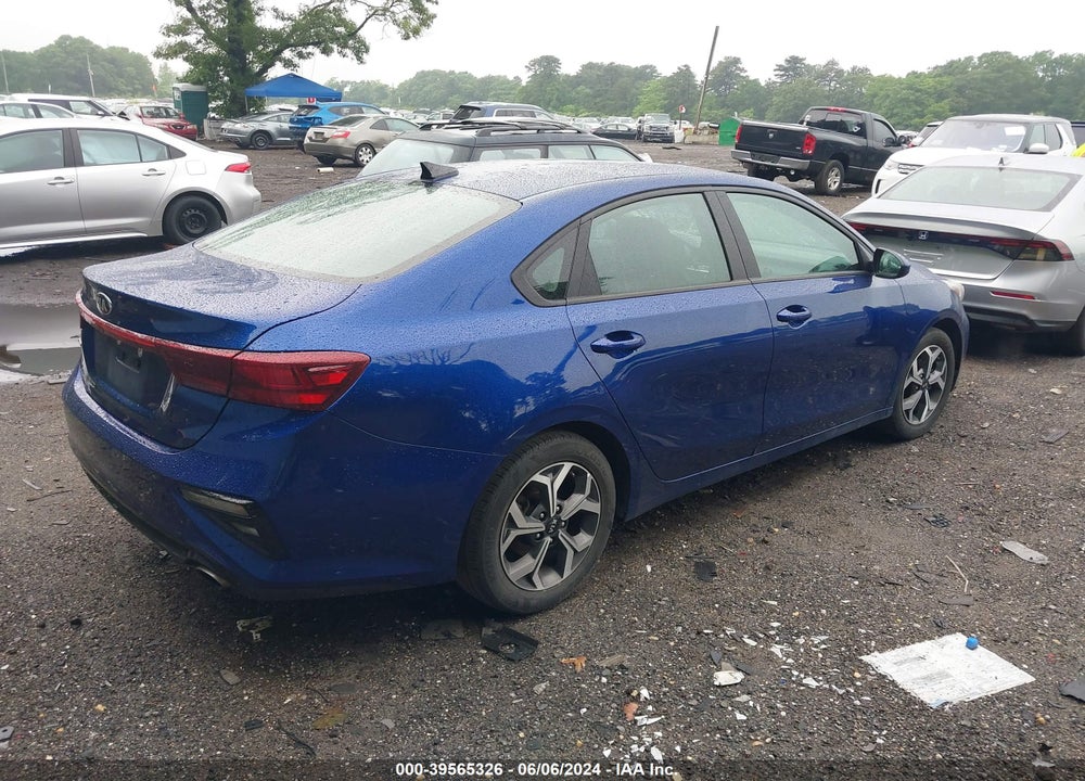 2021 KIA FORTE VIN: 3KPF24AD2ME307504