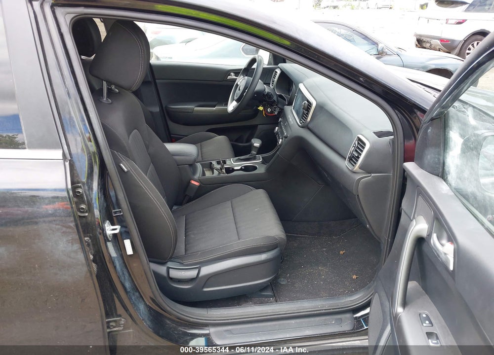 2022 KIA SPORTAGE LX VIN: KNDPMCAC9N7957383