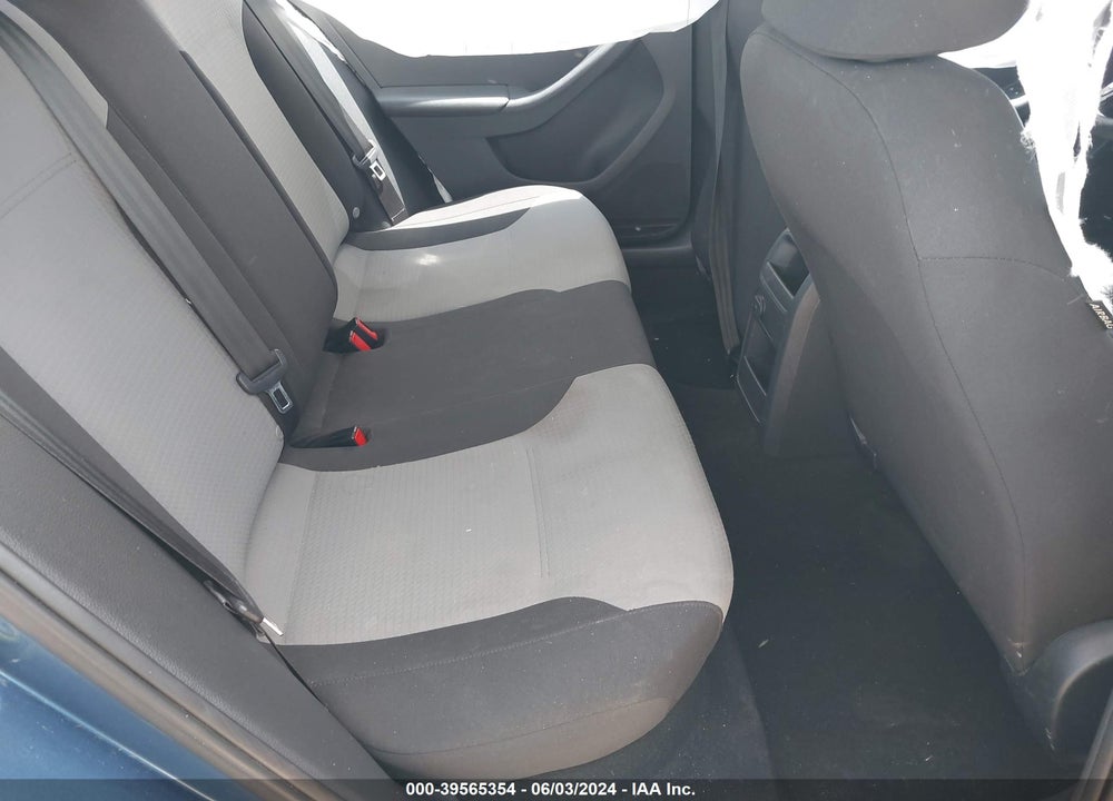 2017 VOLKSWAGEN JETTA VIN: 3VW2B7AJ3HM227515