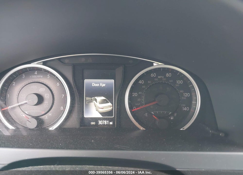 2017 TOYOTA CAMRY SE VIN: 4T1BF1FK7HU270509