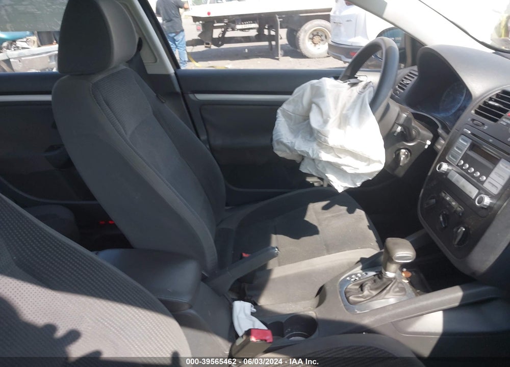 2008 VOLKSWAGEN JETTA S VIN: 3VWJZ71K28M199111