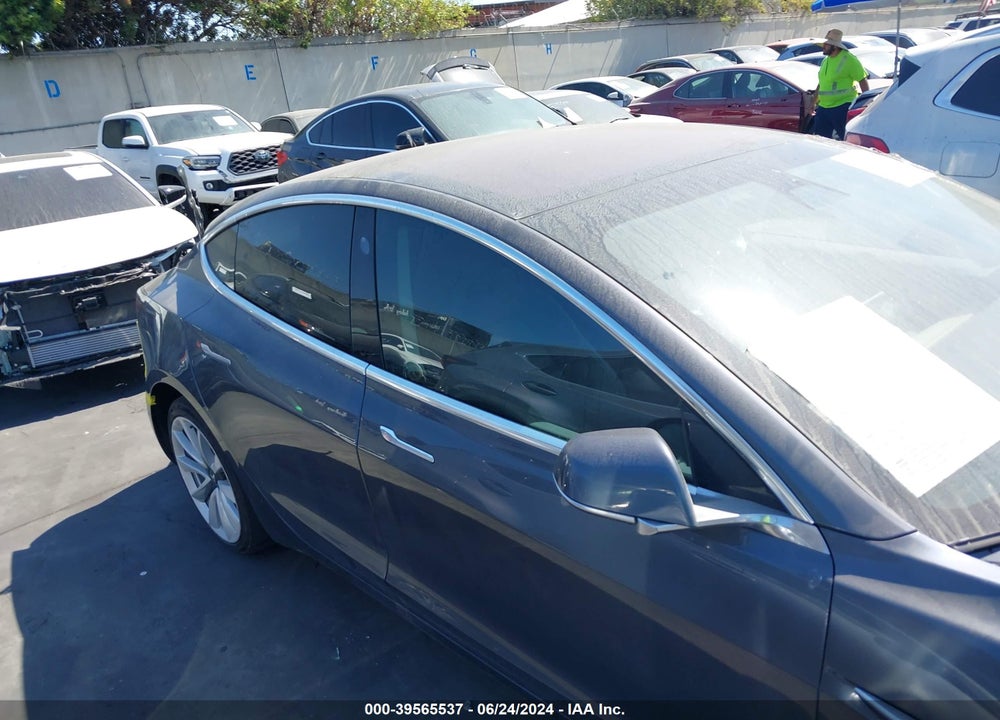 2018 TESLA MODEL 3 LONG RANGE/MID RANGE VIN: 5YJ3E1EA3JF015200