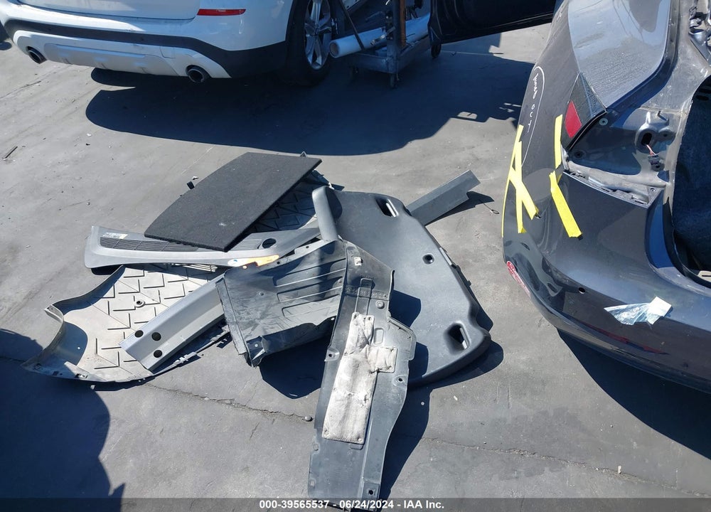 2018 TESLA MODEL 3 LONG RANGE/MID RANGE VIN: 5YJ3E1EA3JF015200