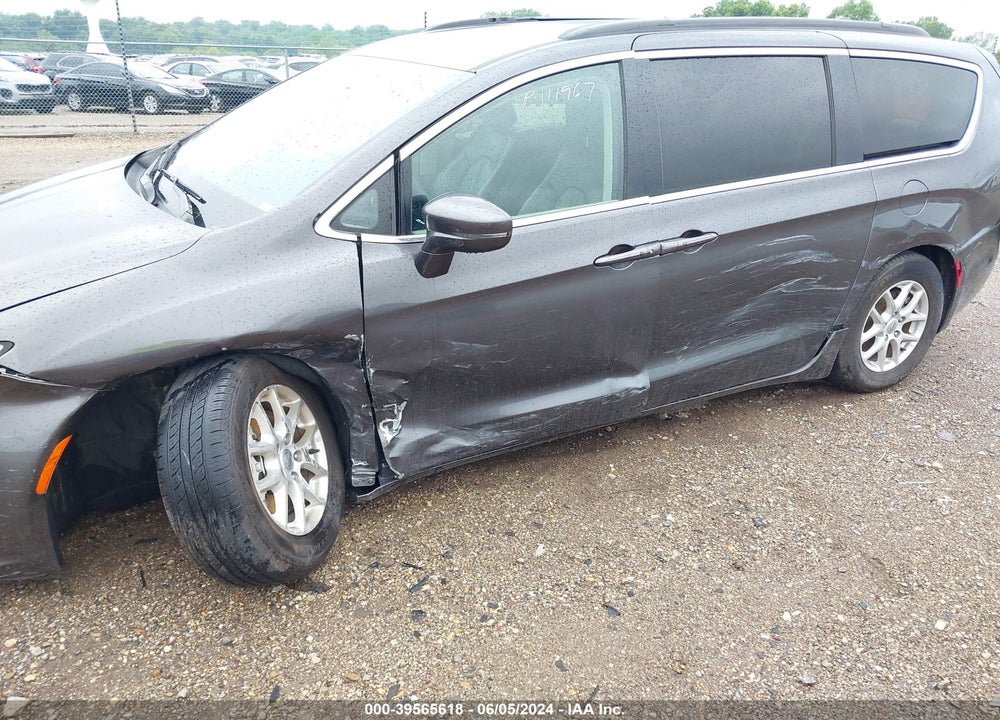 2022 CHRYSLER PACIFICA TOURING L VIN: 2C4RC1BG2NR111967