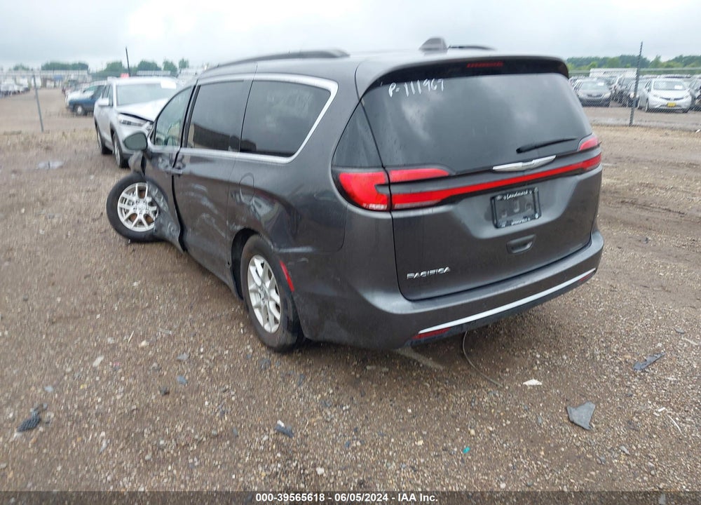 2022 CHRYSLER PACIFICA TOURING L VIN: 2C4RC1BG2NR111967
