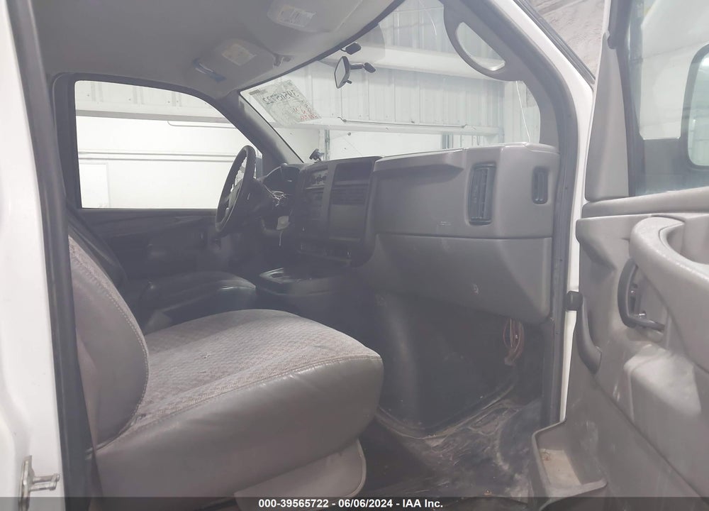2006 CHEVROLET EXPRESS WORK VAN VIN: 1GCHG39U761207462