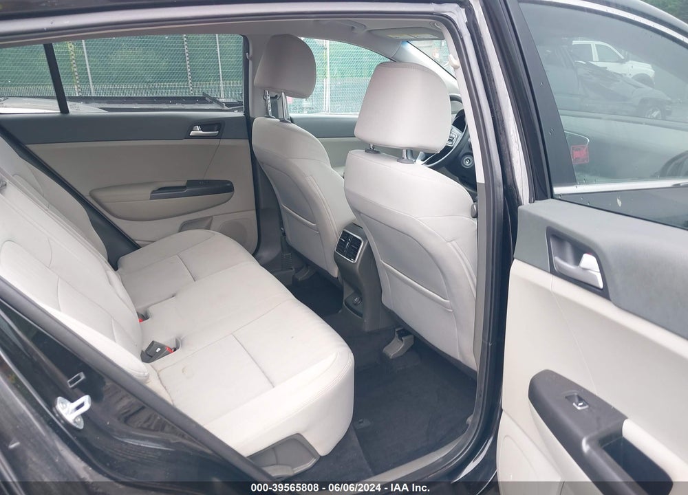 2019 KIA SPORTAGE LX VIN: KNDPMCAC1K7609265