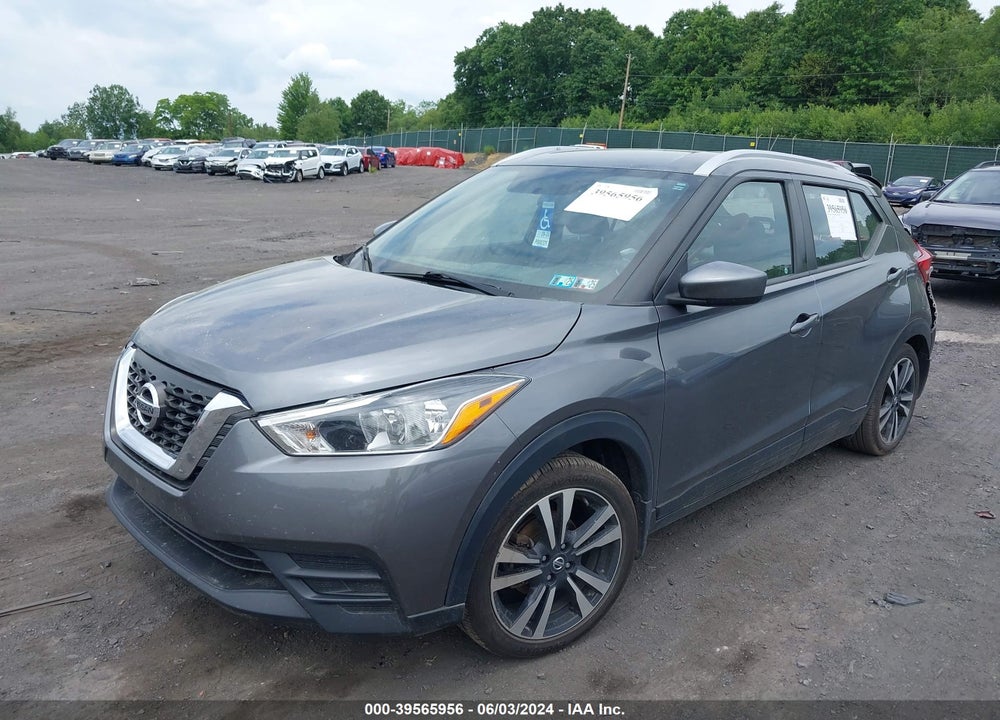 2018 NISSAN KICKS SV VIN: 3N1CP5CU7JL532907