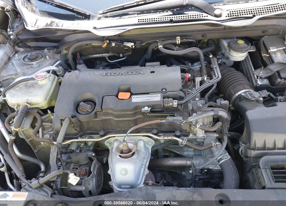 2018 HONDA CIVIC LX VIN: 2HGFC2F56JH572947