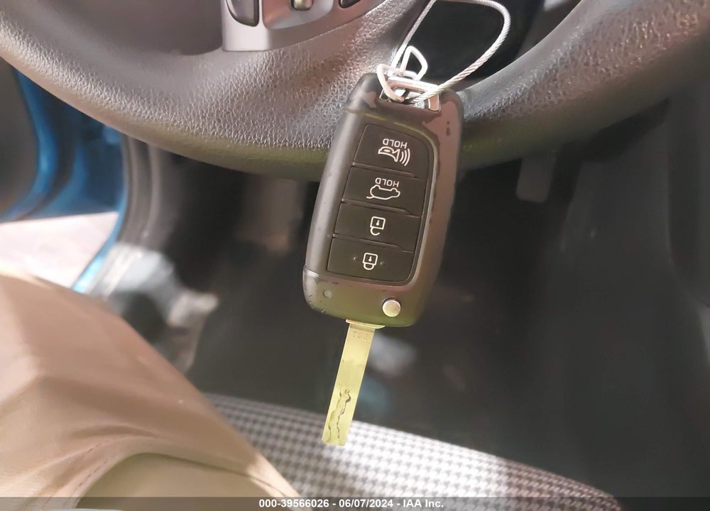 2019 HYUNDAI KONA SE VIN: KM8K12AA1KU267177