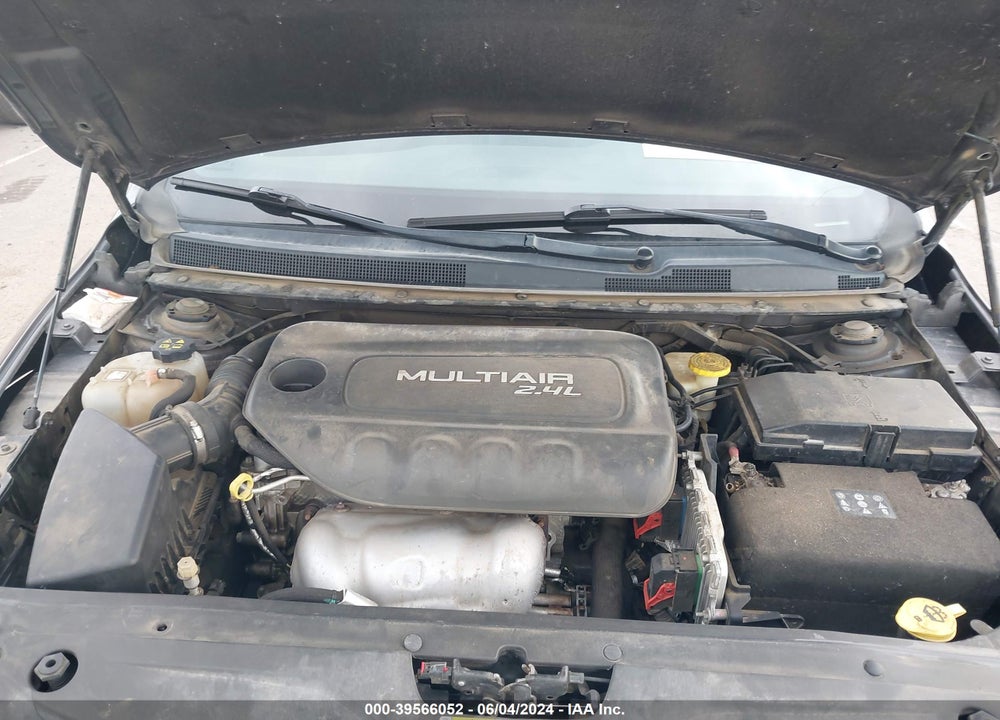 2015 CHRYSLER 200 S VIN: 1C3CCCBB2FN522178