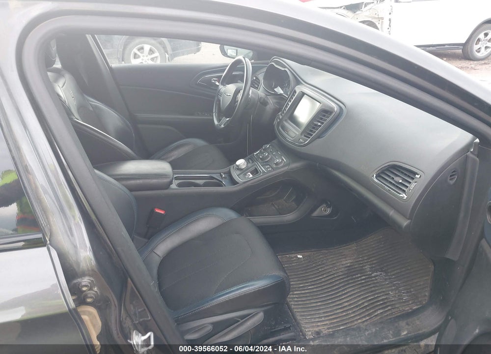 2015 CHRYSLER 200 S VIN: 1C3CCCBB2FN522178