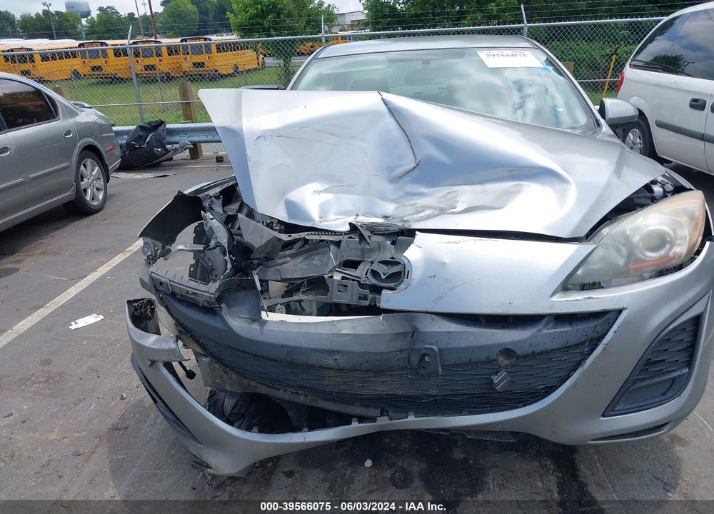 2010 MAZDA 3 I SPORT VIN: JM1BL1SF9A1302924
