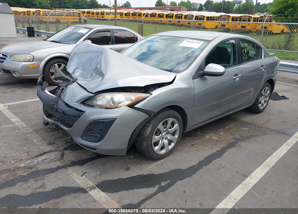 2010 MAZDA 3 I SPORT VIN: JM1BL1SF9A1302924