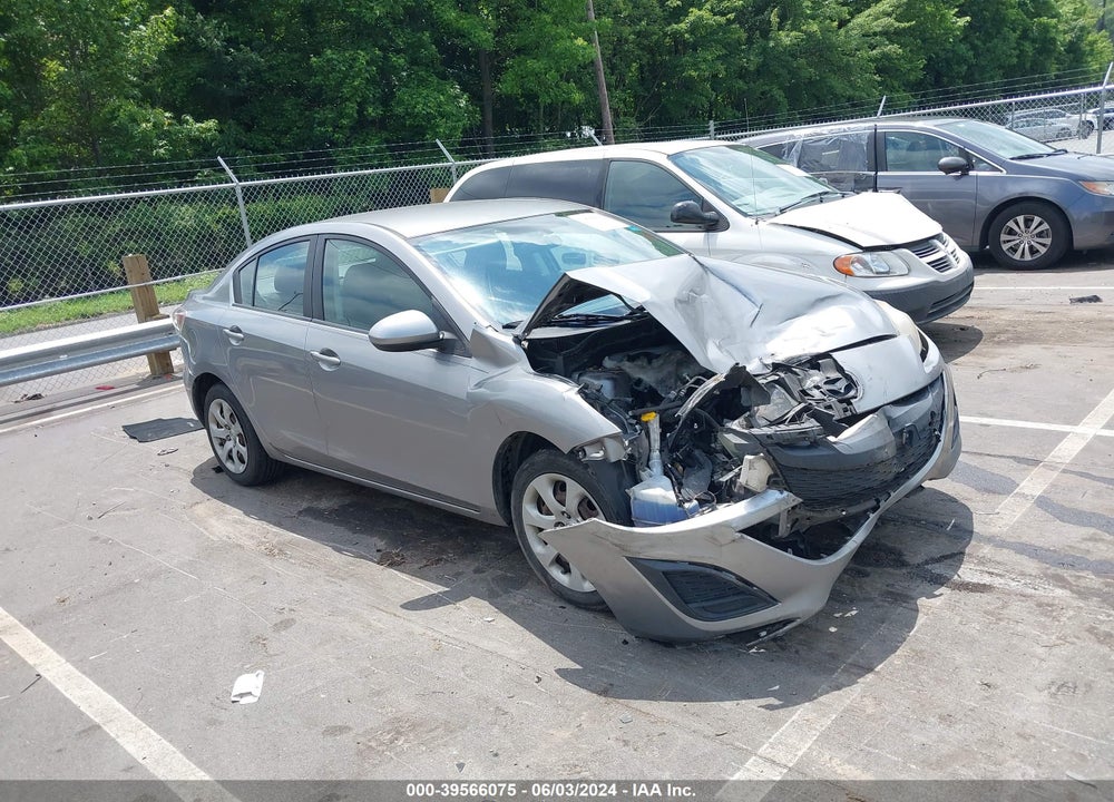 2010 MAZDA 3 I SPORT VIN: JM1BL1SF9A1302924