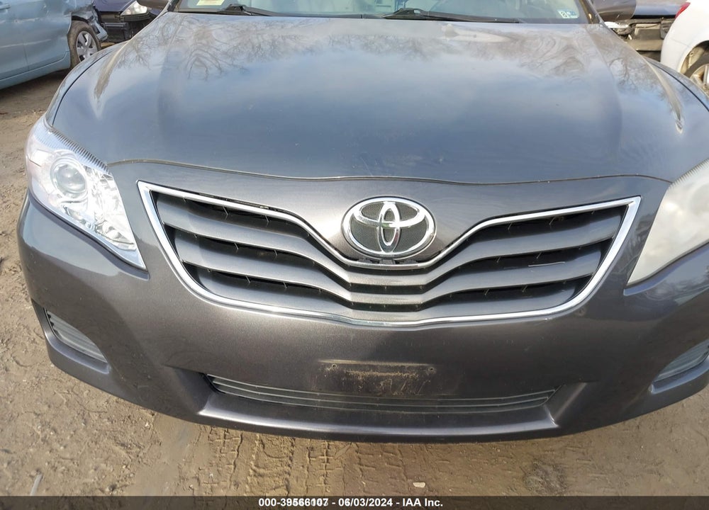 2010 TOYOTA CAMRY LE VIN: 4T1BF3EK9AU032857