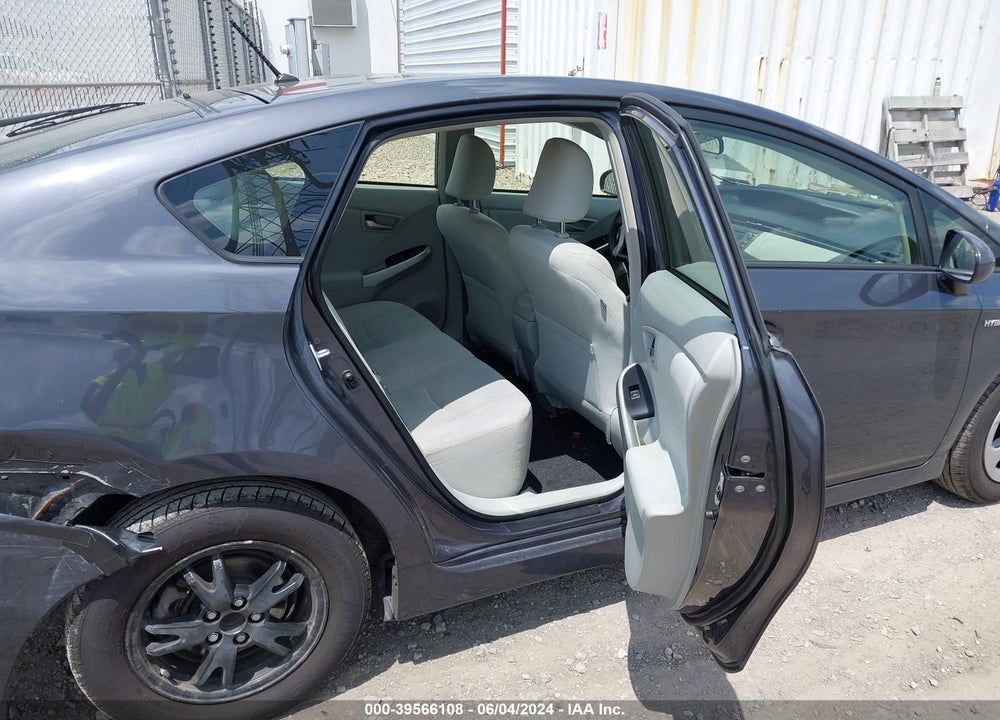2015 TOYOTA PRIUS TWO VIN: JTDKN3DU9F1896360