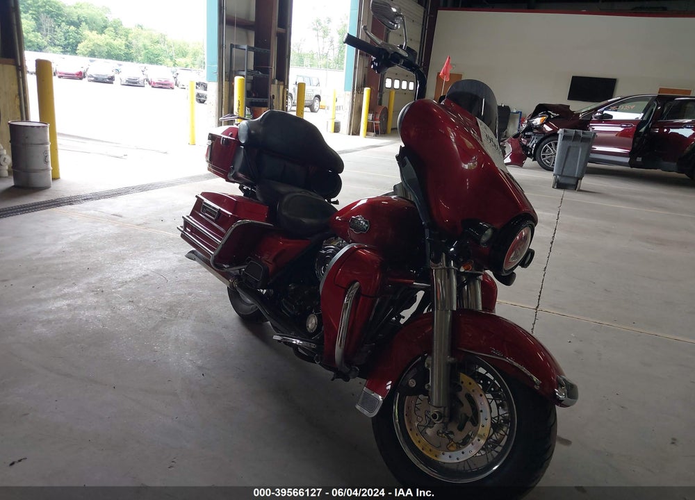 2008 HARLEY-DAVIDSON FLHTCUI VIN: 1HD1FC4178Y609170