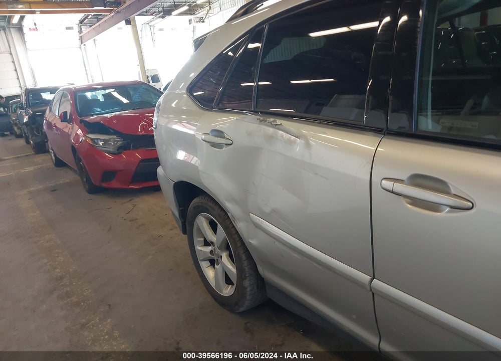 2005 LEXUS RX 330 VIN: JTJHA31U750084163