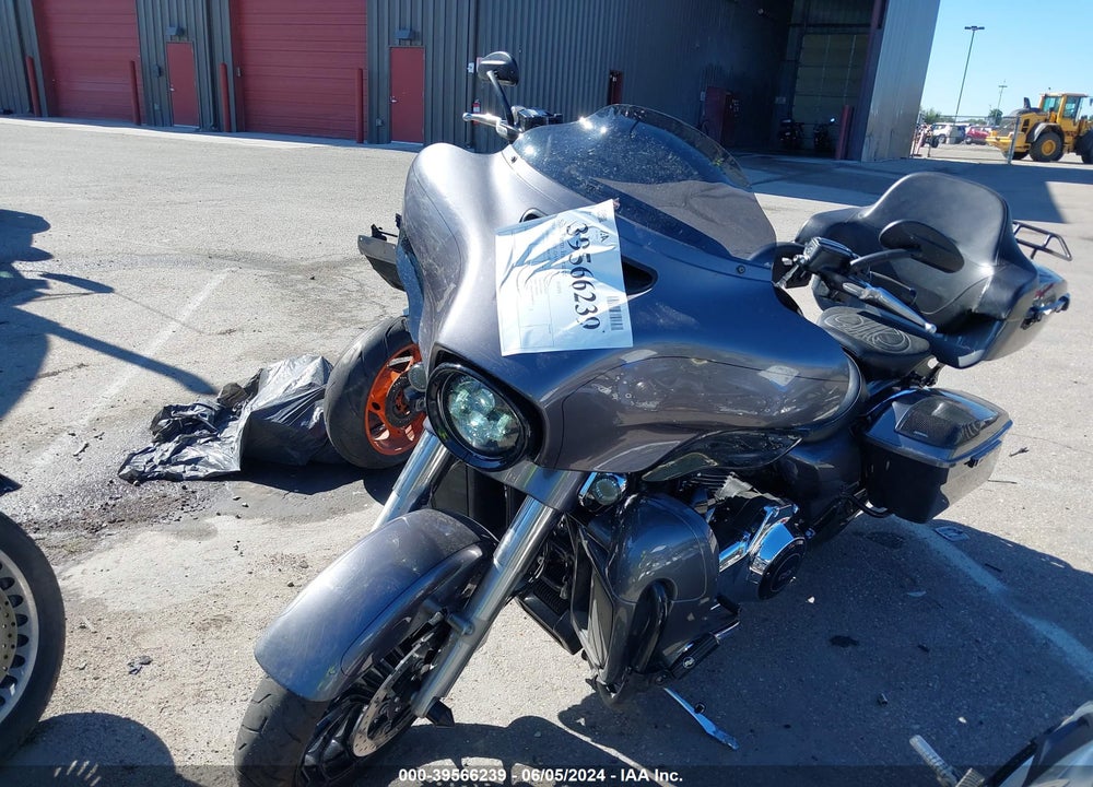 2014 HARLEY-DAVIDSON FLHXS STREET GLIDE SPECIAL VIN: 1HD1KRM11EB647281