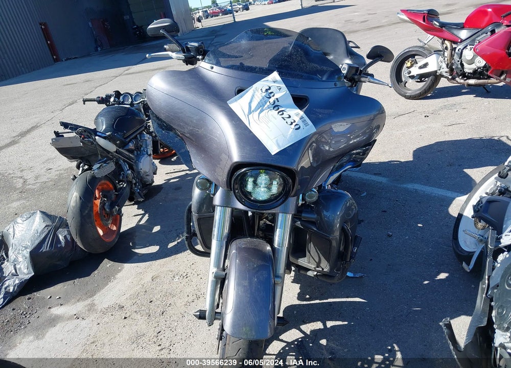 2014 HARLEY-DAVIDSON FLHXS STREET GLIDE SPECIAL VIN: 1HD1KRM11EB647281