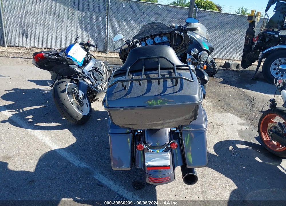 2014 HARLEY-DAVIDSON FLHXS STREET GLIDE SPECIAL VIN: 1HD1KRM11EB647281
