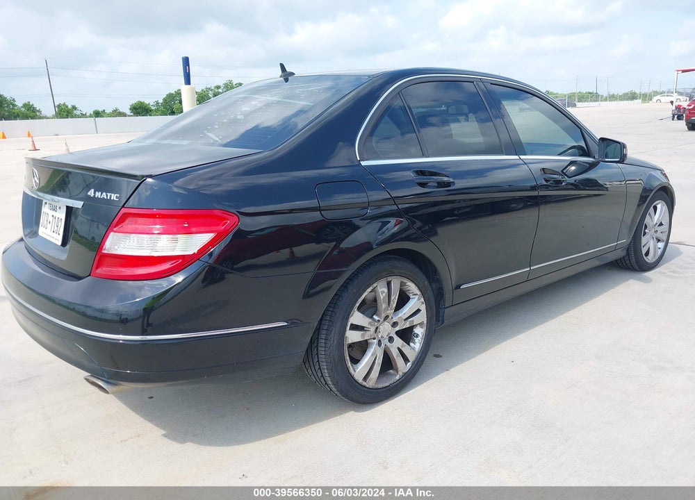2011 MERCEDES-BENZ C 300 LUXURY 4MATIC/SPORT 4MATIC VIN: WDDGF8BB5BR162589