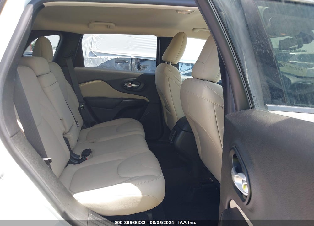 2016 JEEP CHEROKEE LATITUDE VIN: 1C4PJLCB3GW369839