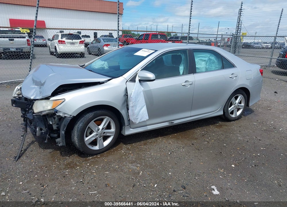 2014 TOYOTA CAMRY SE VIN: 4T1BF1FKXEU811712