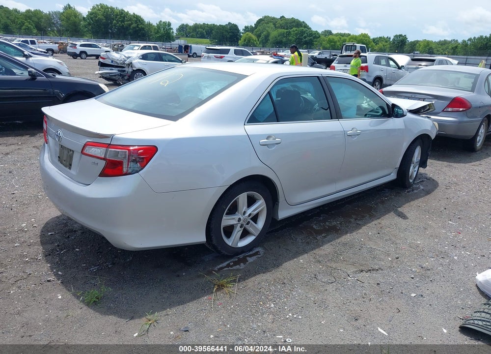 2014 TOYOTA CAMRY SE VIN: 4T1BF1FKXEU811712