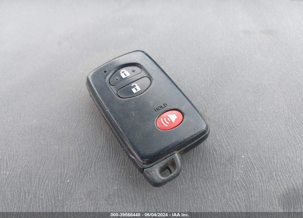 2010 TOYOTA PRIUS V VIN: JTDKN3DUXA0022260