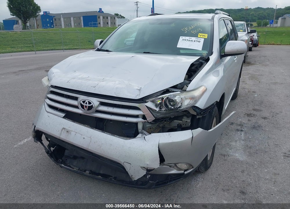 2012 TOYOTA HIGHLANDER SE V6 VIN: 5TDBK3EH6CS113391