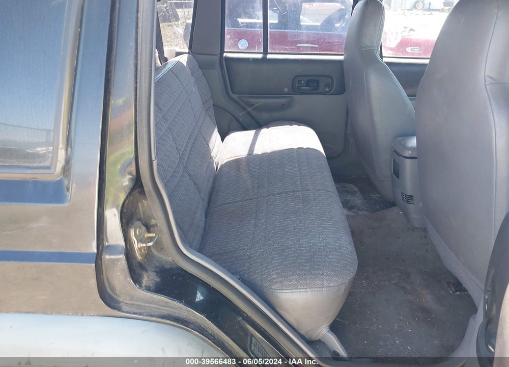 1998 JEEP CHEROKEE CLASSIC/LIMITED/SPORT VIN: 1J4FJ68S1WL146358