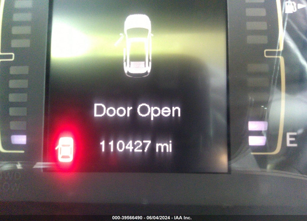 2014 JEEP CHEROKEE ALTITUDE VIN: 1C4PJMCB8EW309915