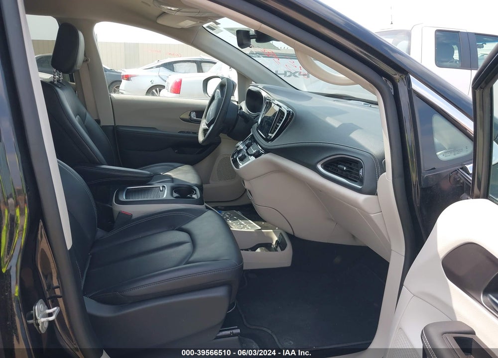 2023 CHRYSLER PACIFICA HYBRID TOURING L VIN: 2C4RC1L76PR588516