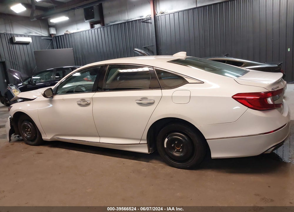 2018 HONDA ACCORD TOURING VIN: 1HGCV1F92JA119451