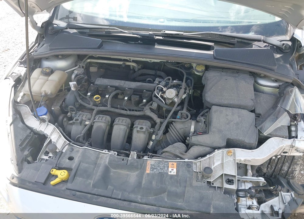 2016 FORD FOCUS SE VIN: 1FADP3K29GL325337