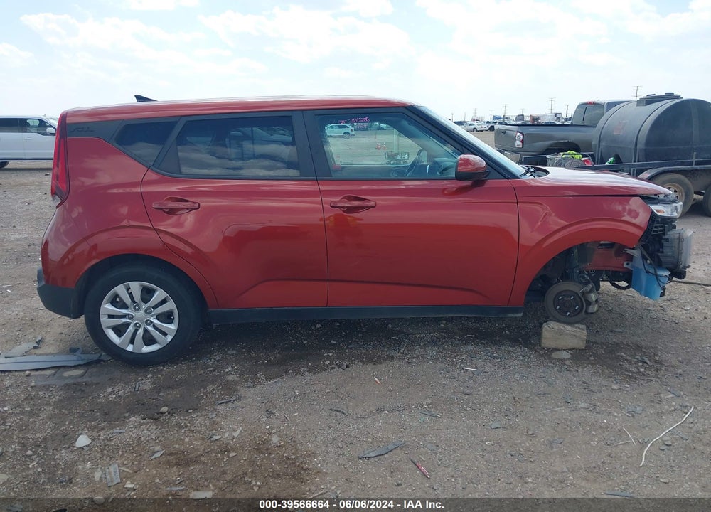 2020 KIA SOUL LX VIN: KNDJ23AU4L7084630
