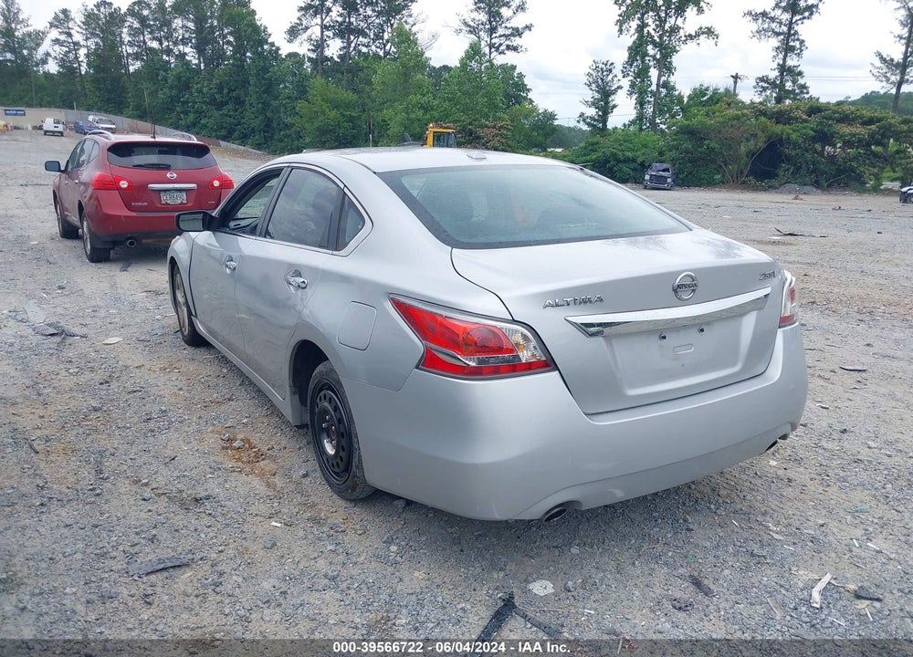 2014 NISSAN ALTIMA 2.5 SV VIN: 1N4AL3AP7EN230935