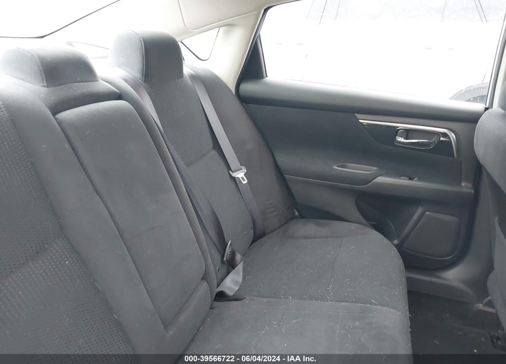 2014 NISSAN ALTIMA 2.5 SV VIN: 1N4AL3AP7EN230935