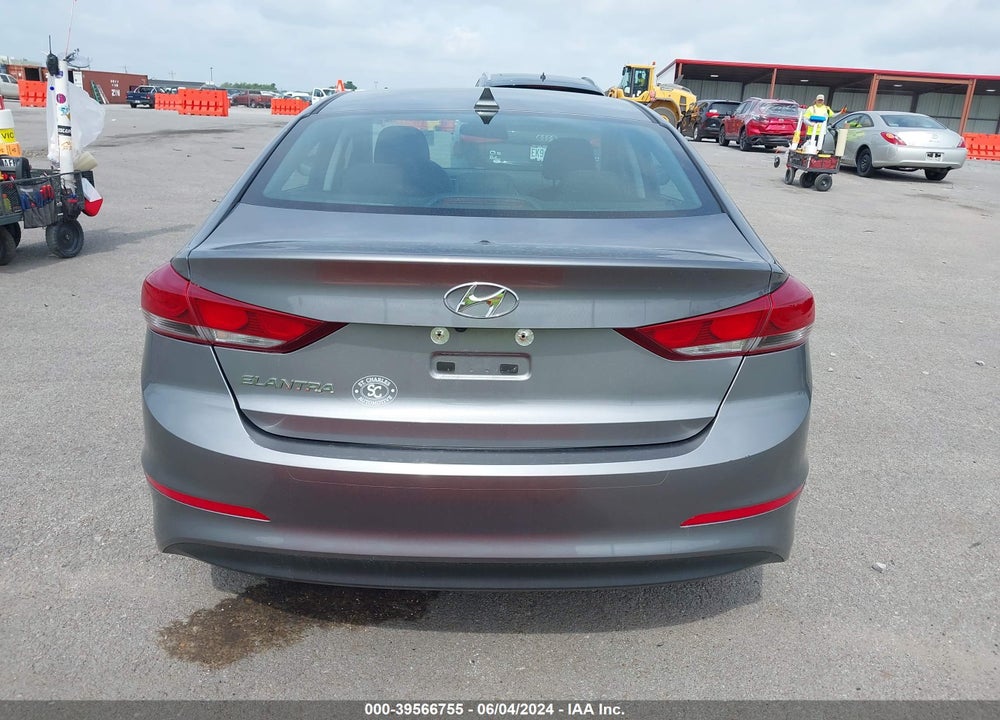 2018 HYUNDAI ELANTRA SEL VIN: 5NPD84LF6JH249425