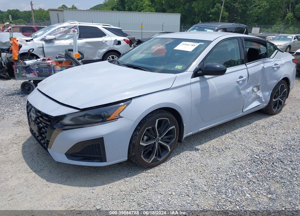 2023 NISSAN ALTIMA SR FWD VIN: 1N4BL4CV5PN338821