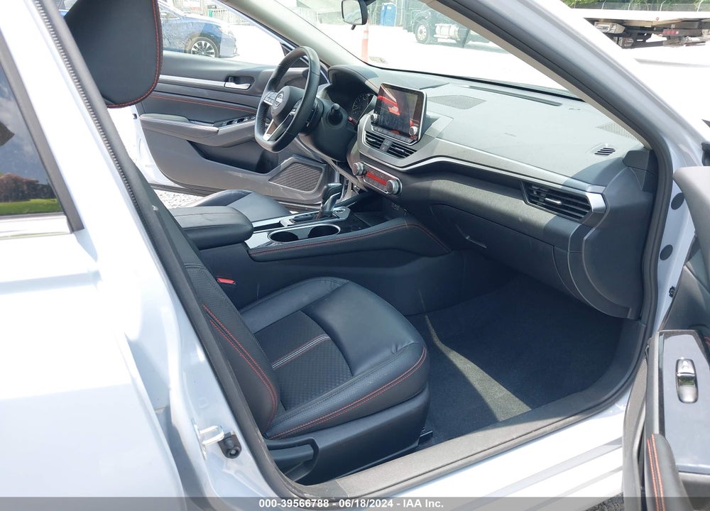 2023 NISSAN ALTIMA SR FWD VIN: 1N4BL4CV5PN338821