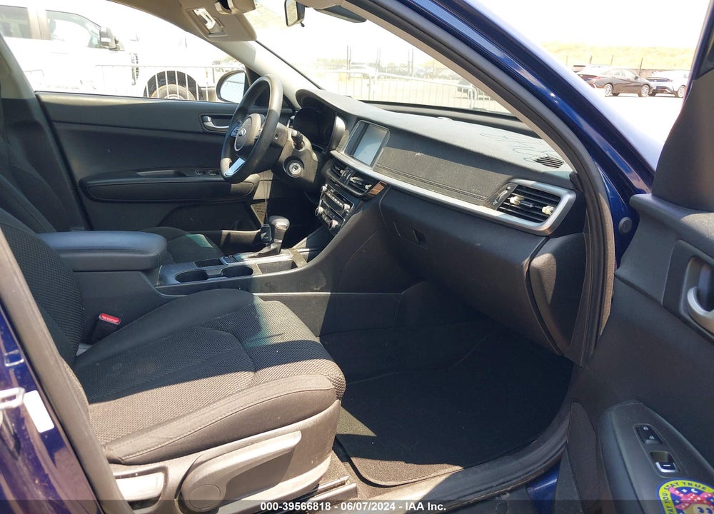 2020 KIA OPTIMA LX VIN: 5XXGT4L37LG385224