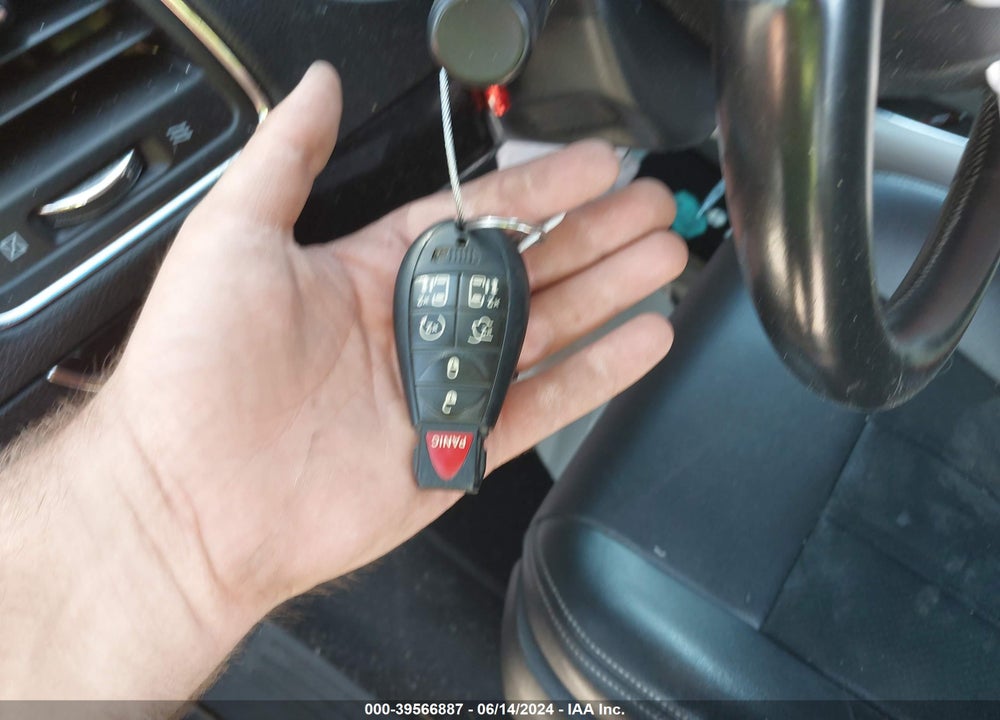 2017 DODGE GRAND CARAVAN SXT VIN: 2C4RDGCG8HR546074