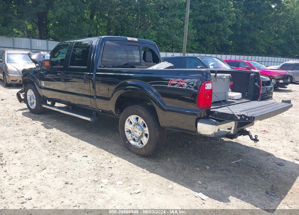 2015 FORD F-250 LARIAT VIN: 1FT7W2BT2FED49320
