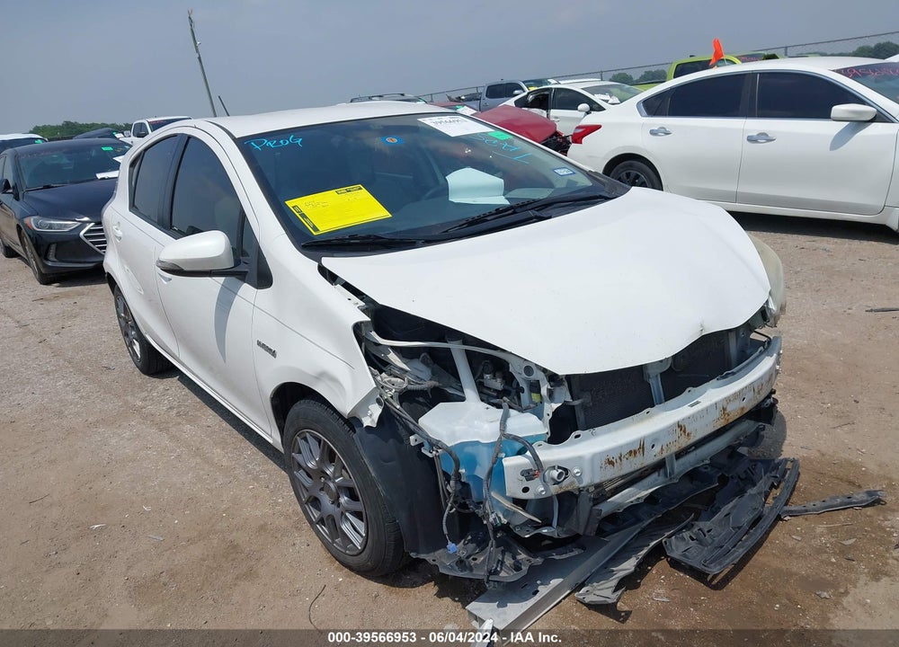 2013 TOYOTA PRIUS C ONE VIN: JTDKDTB32D1554680